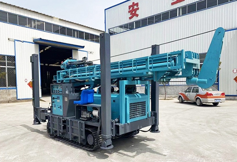 Pneumatic Drilling Rig